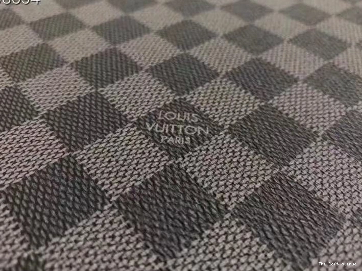 CUSTOM CABIN 55 CHECKERED 37L HORIZON SUITCASE 0810